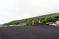 バス転回場と登山道入口