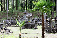 富士講に関わる色々な石碑がある